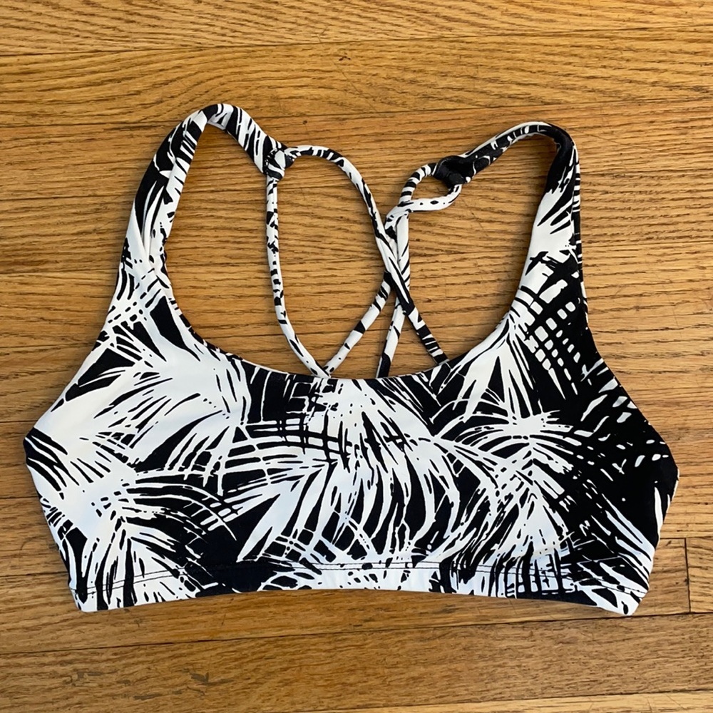 Yogabella Sports Bra - Black/White - S